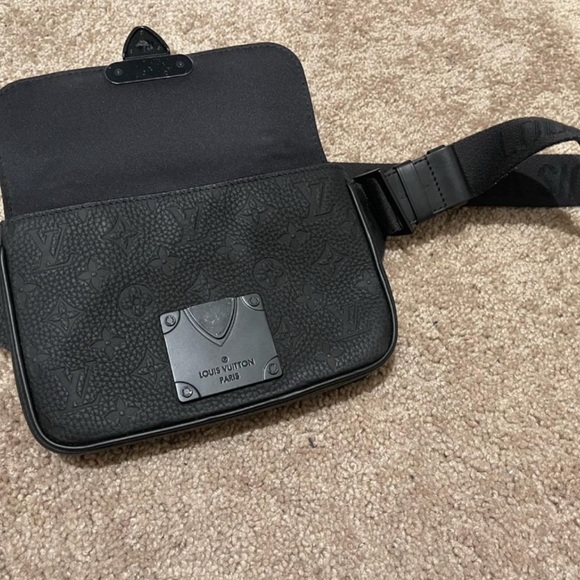 S Lock Sling Bag Monogram Taurillon Leather - Picture 5 of 7